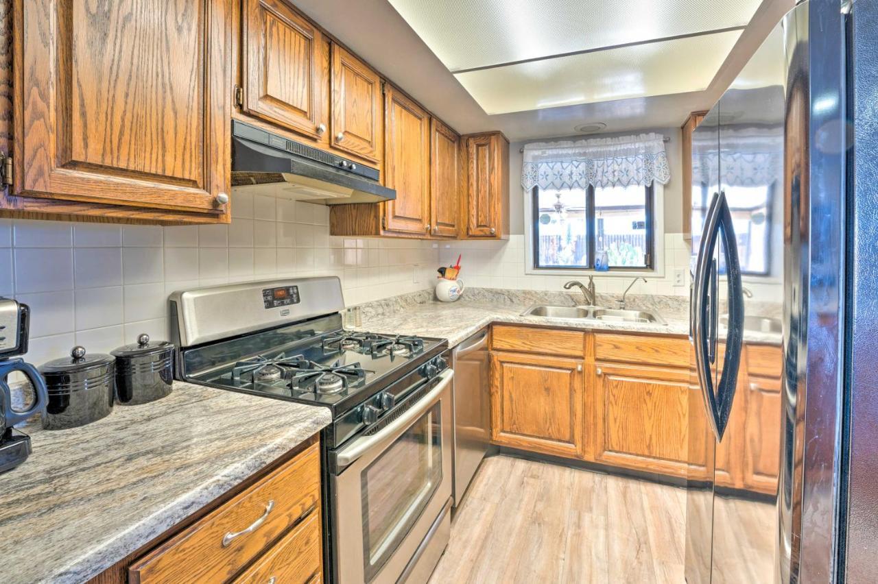 Lake Havasu Home With Pool - 2 Miles To Waterfront! Lake Havasu City Εξωτερικό φωτογραφία