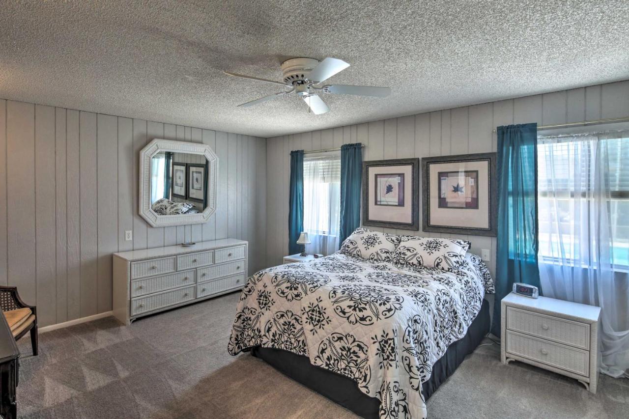 Lake Havasu Home With Pool - 2 Miles To Waterfront! Lake Havasu City Εξωτερικό φωτογραφία